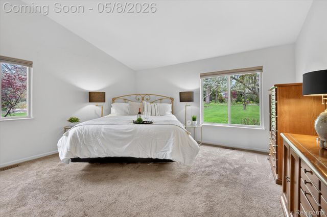 4455 Driftwood Drive, Commerce Charter Township, MI 48382