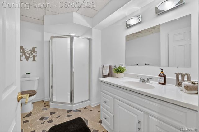4455 Driftwood Drive, Commerce Charter Township, MI 48382
