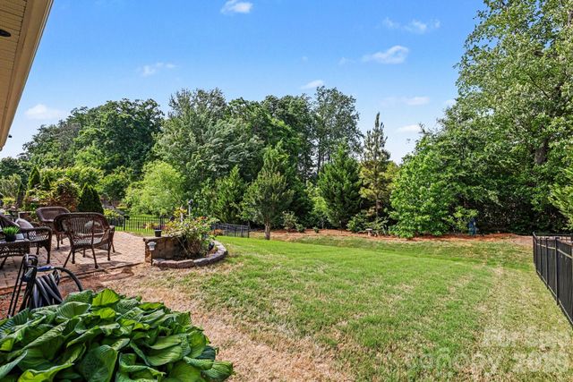 728 Bearcamp Way, Fort Mill, SC 29715
