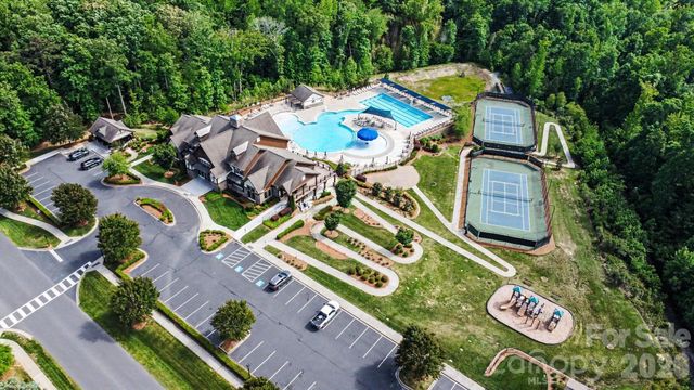 728 Bearcamp Way, Fort Mill, SC 29715