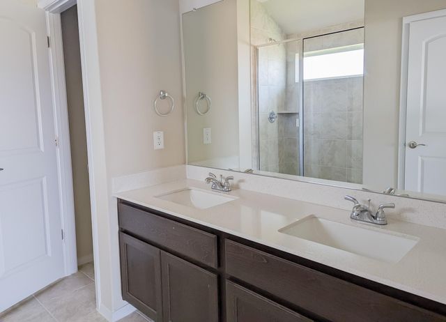 139 Spiny Lizard LN, San Marcos, TX 78666