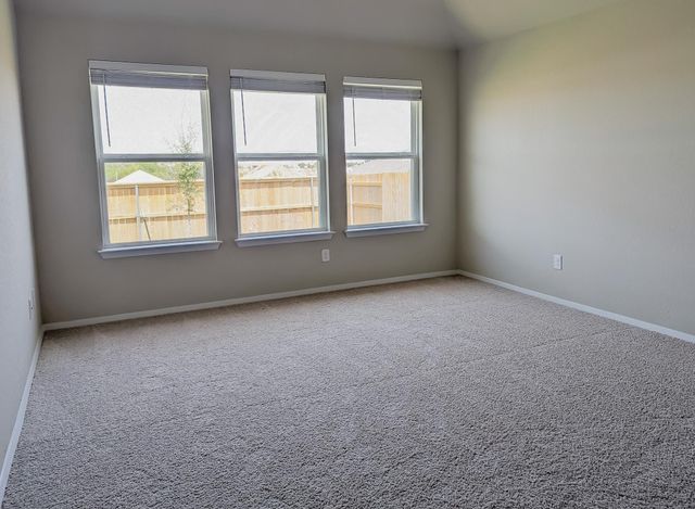 139 Spiny Lizard LN, San Marcos, TX 78666