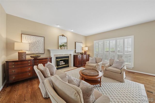 1059 Huthmaker Avenue, Kirkwood, MO 63122