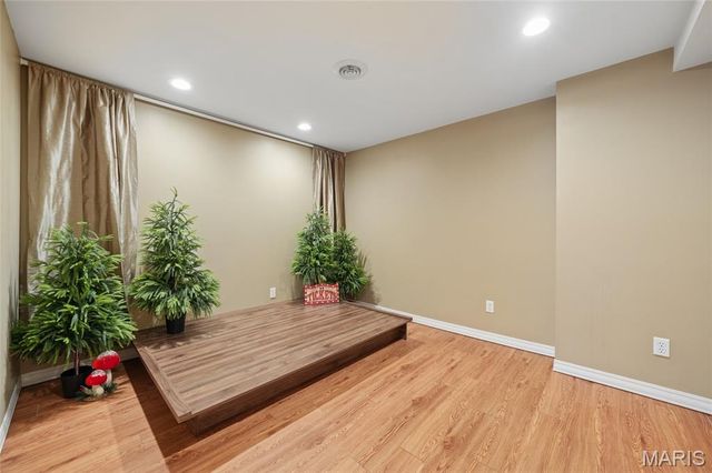 1059 Huthmaker Avenue, Kirkwood, MO 63122