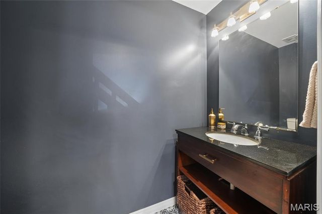 1059 Huthmaker Avenue, Kirkwood, MO 63122