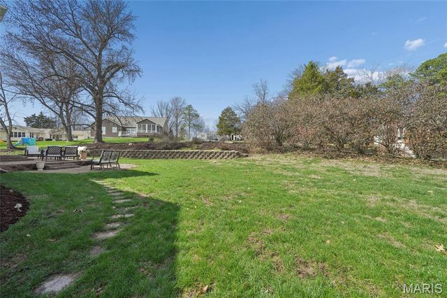 1059 Huthmaker Avenue, Kirkwood, MO 63122