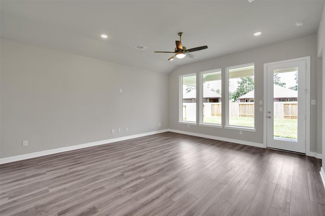 529 Cedar Harbor Court, Conroe, TX 77304