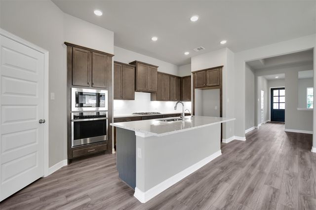 529 Cedar Harbor Court, Conroe, TX 77304