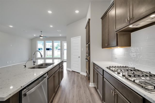 529 Cedar Harbor Court, Conroe, TX 77304