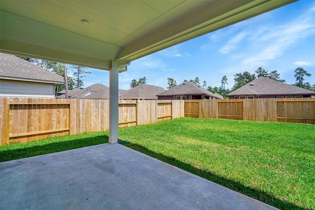 529 Cedar Harbor Court, Conroe, TX 77304