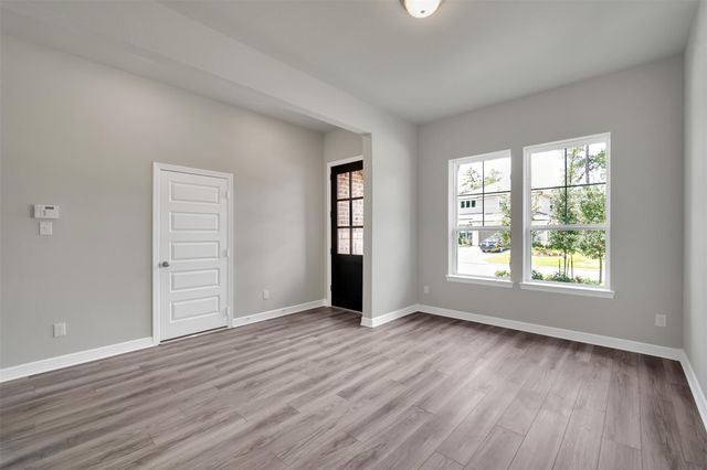 529 Cedar Harbor Court, Conroe, TX 77304