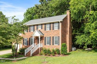 422 Wildwood Lane, Graham, NC 27253