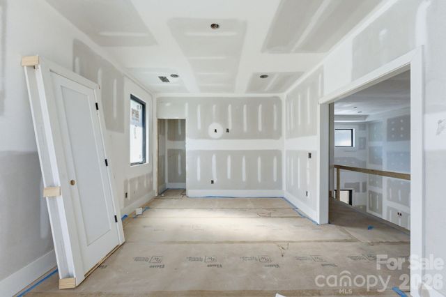 1427 N Sharon Amity Road, Charlotte, NC 28211