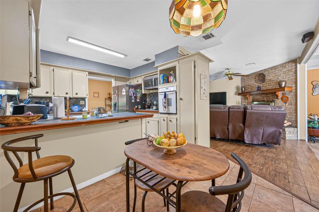23847 Creek Wood Drive, Spring, TX 77389