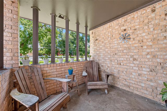 23847 Creek Wood Drive, Spring, TX 77389