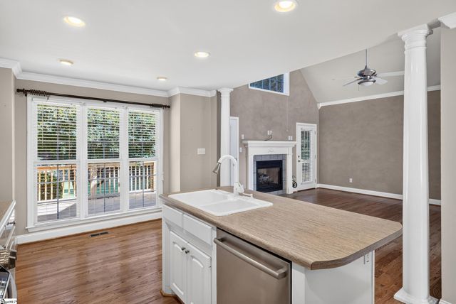 283 Rock Springs Drive, Spartanburg, SC 29301