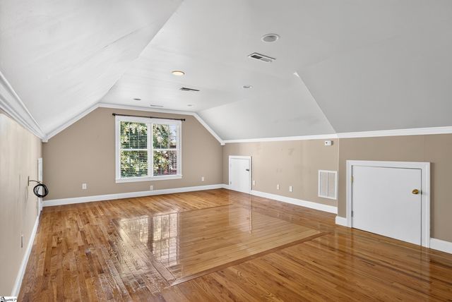 283 Rock Springs Drive, Spartanburg, SC 29301