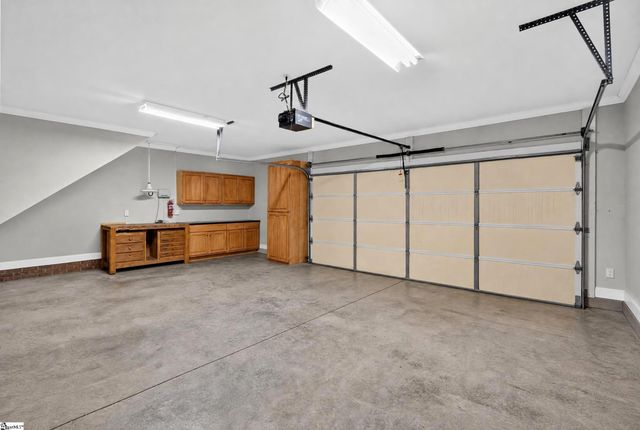 283 Rock Springs Drive, Spartanburg, SC 29301