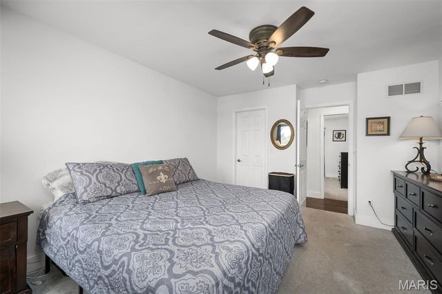 4 Royallbend Court, O'fallon, MO 63368