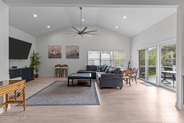 214 Mcglamery Street, Oak Island, NC 28465