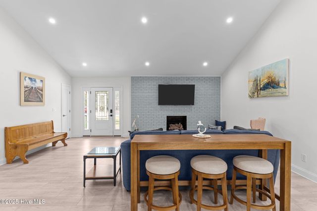 214 Mcglamery Street, Oak Island, NC 28465