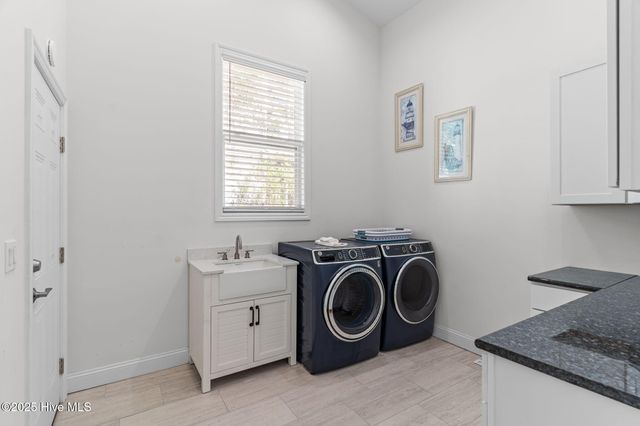 214 Mcglamery Street, Oak Island, NC 28465