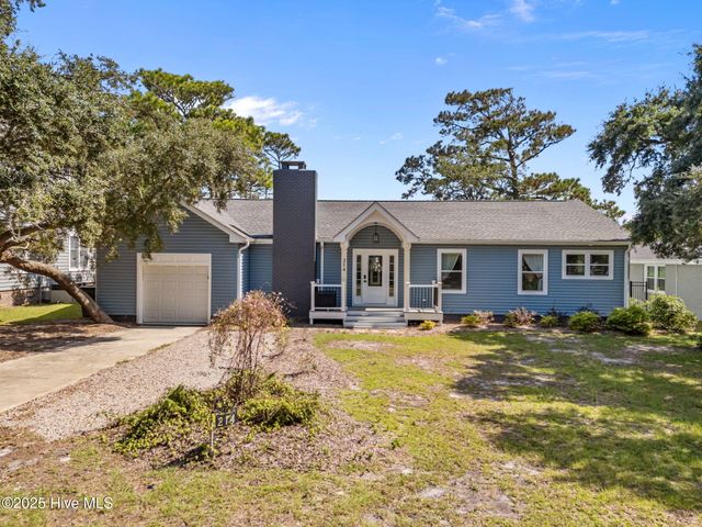 214 Mcglamery Street, Oak Island, NC 28465