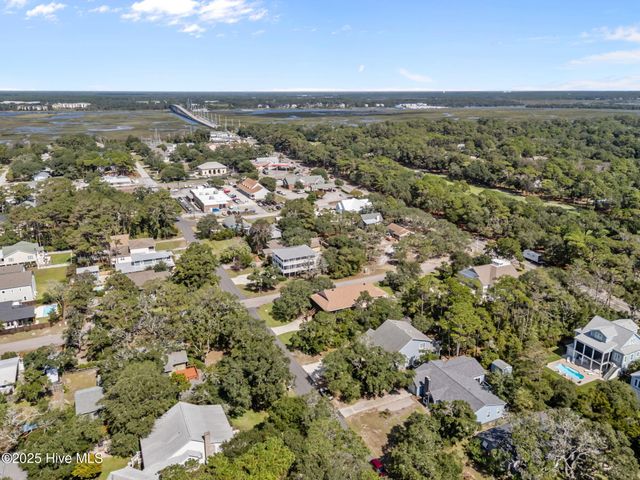 214 Mcglamery Street, Oak Island, NC 28465