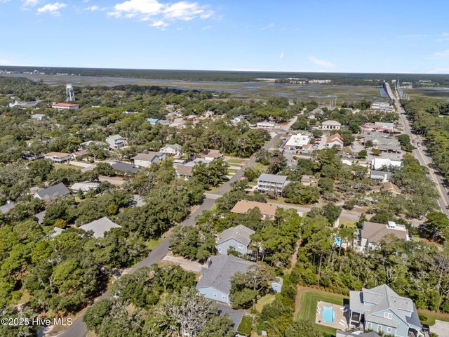 214 Mcglamery Street, Oak Island, NC 28465