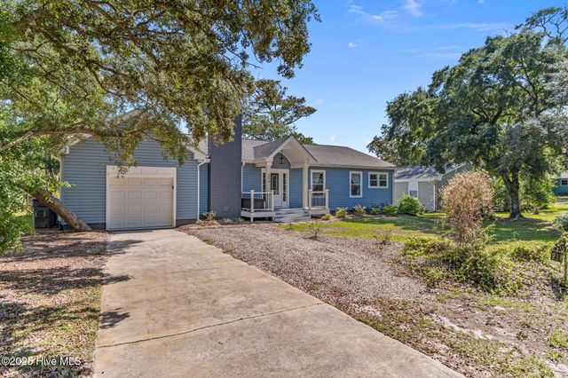 214 Mcglamery Street, Oak Island, NC 28465