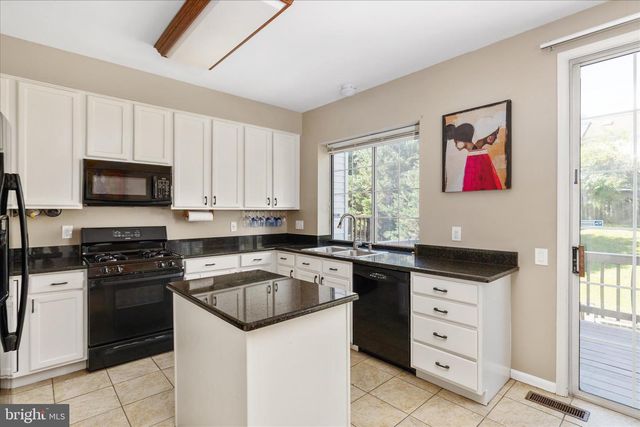 16812 MIRANDA LN, Woodbridge, VA 22191