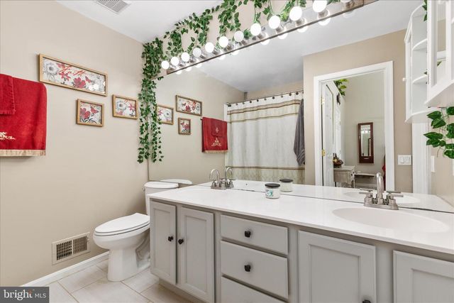 16812 MIRANDA LN, Woodbridge, VA 22191