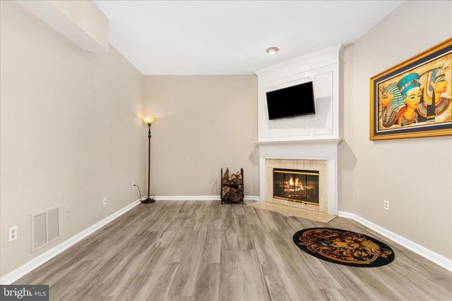 16812 MIRANDA LN, Woodbridge, VA 22191