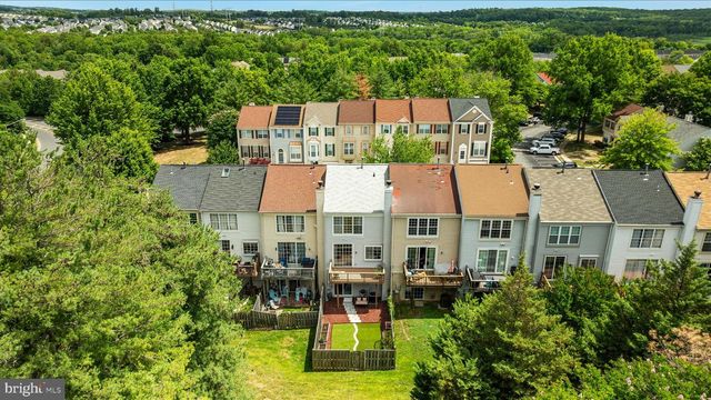 16812 MIRANDA LN, Woodbridge, VA 22191