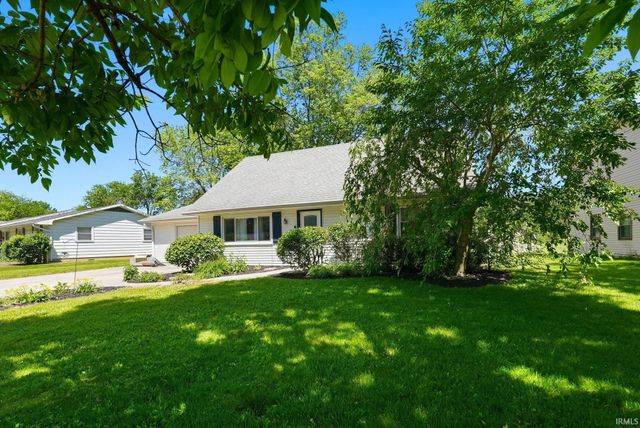 4016 Beaverbrook Drive, Fort Wayne, IN 46815