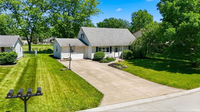 4016 Beaverbrook Drive, Fort Wayne, IN 46815