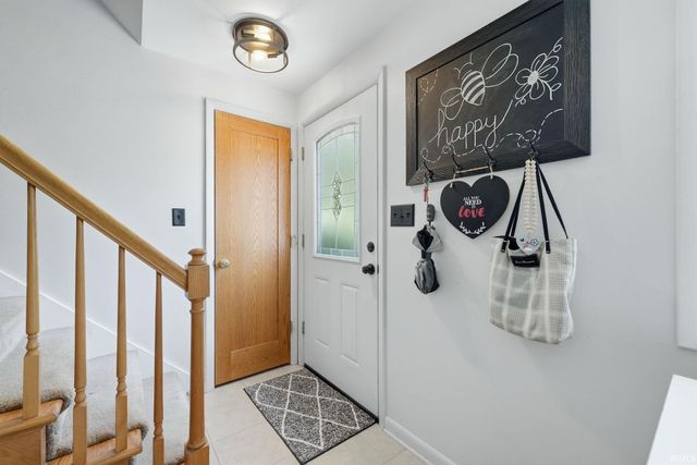 4016 Beaverbrook Drive, Fort Wayne, IN 46815