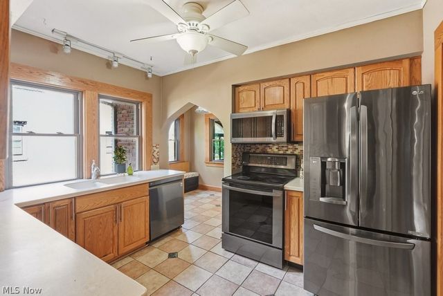 17513 Laverne Avenue, Cleveland, OH 44135