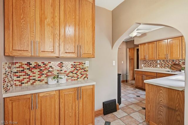 17513 Laverne Avenue, Cleveland, OH 44135
