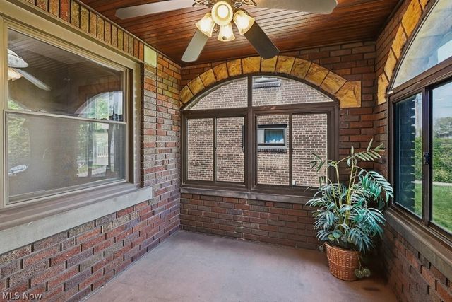 17513 Laverne Avenue, Cleveland, OH 44135