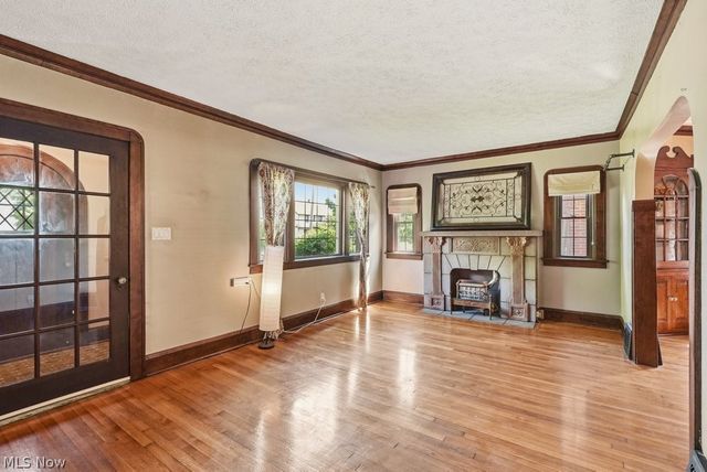 17513 Laverne Avenue, Cleveland, OH 44135