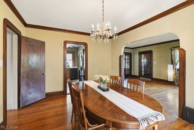 17513 Laverne Avenue, Cleveland, OH 44135