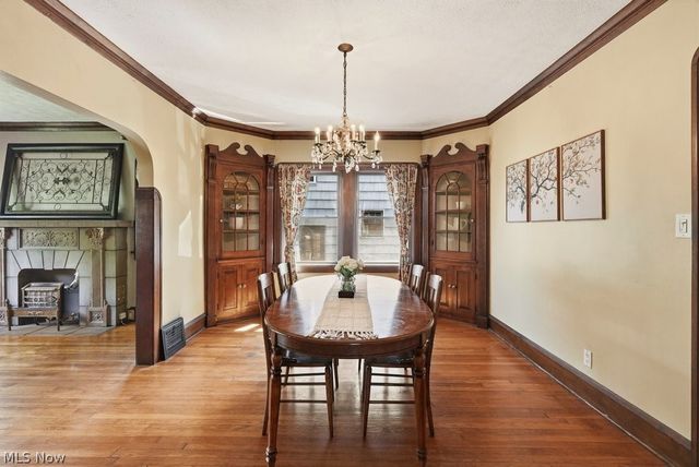 17513 Laverne Avenue, Cleveland, OH 44135