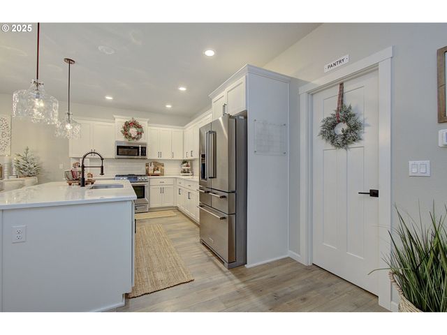 3947 Sw BRIXTON Ave, Gresham, OR 97080