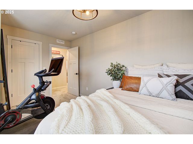 3947 Sw BRIXTON Ave, Gresham, OR 97080