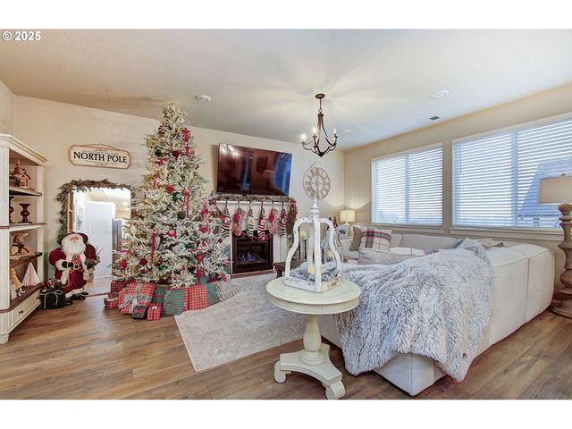 3947 Sw BRIXTON Ave, Gresham, OR 97080