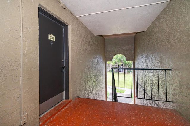 305 WYMORE ROAD 203, Altamonte Springs, FL 32714