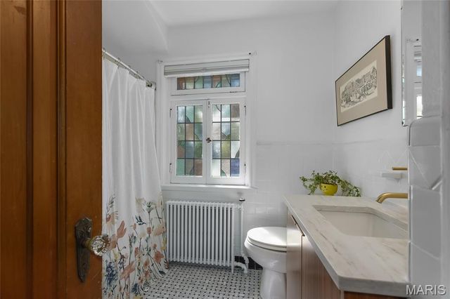 6635 Devonshire Avenue, St Louis, MO 63109