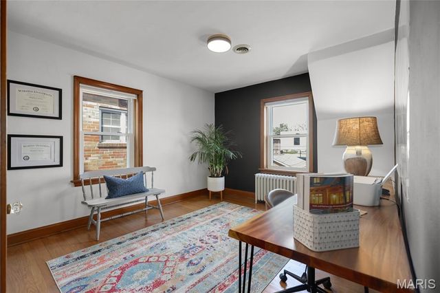6635 Devonshire Avenue, St Louis, MO 63109