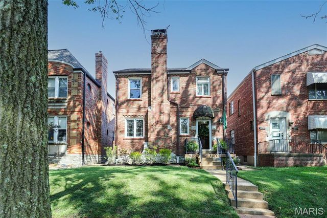 6635 Devonshire Avenue, St Louis, MO 63109